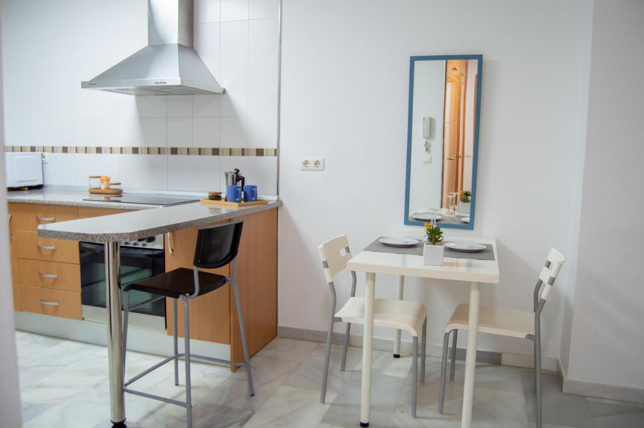 Novam Apartament マラガ エクステリア 写真