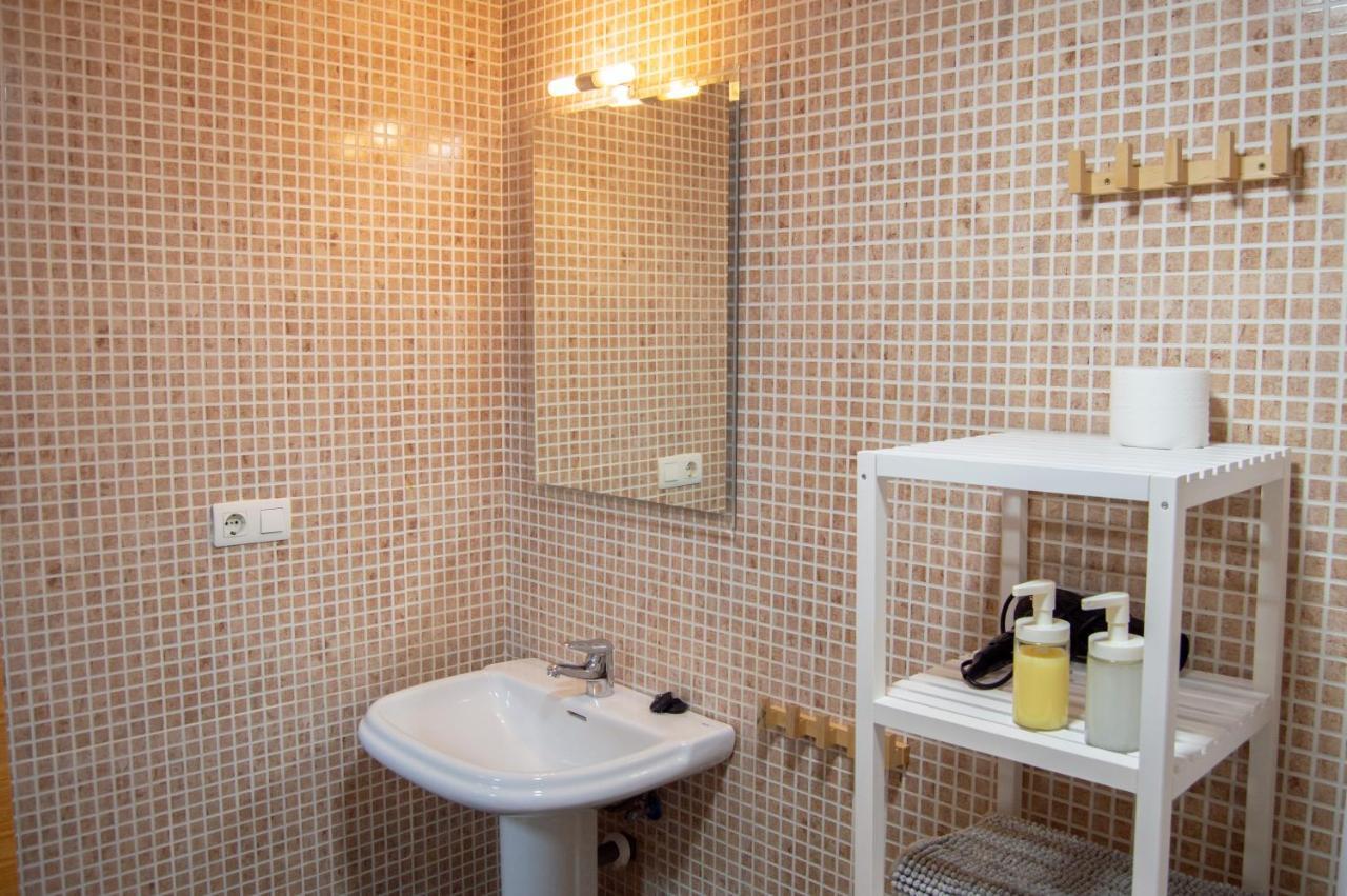 Novam Apartament マラガ エクステリア 写真